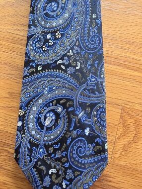 Piattelli Black and Blue Paisley Men's Tie